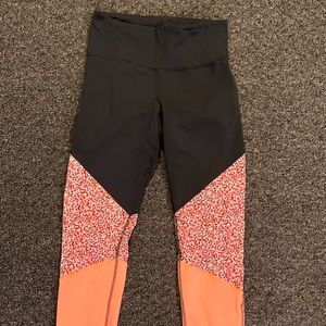 Old Navy Active Go-Dry Leggings - Women’s - M